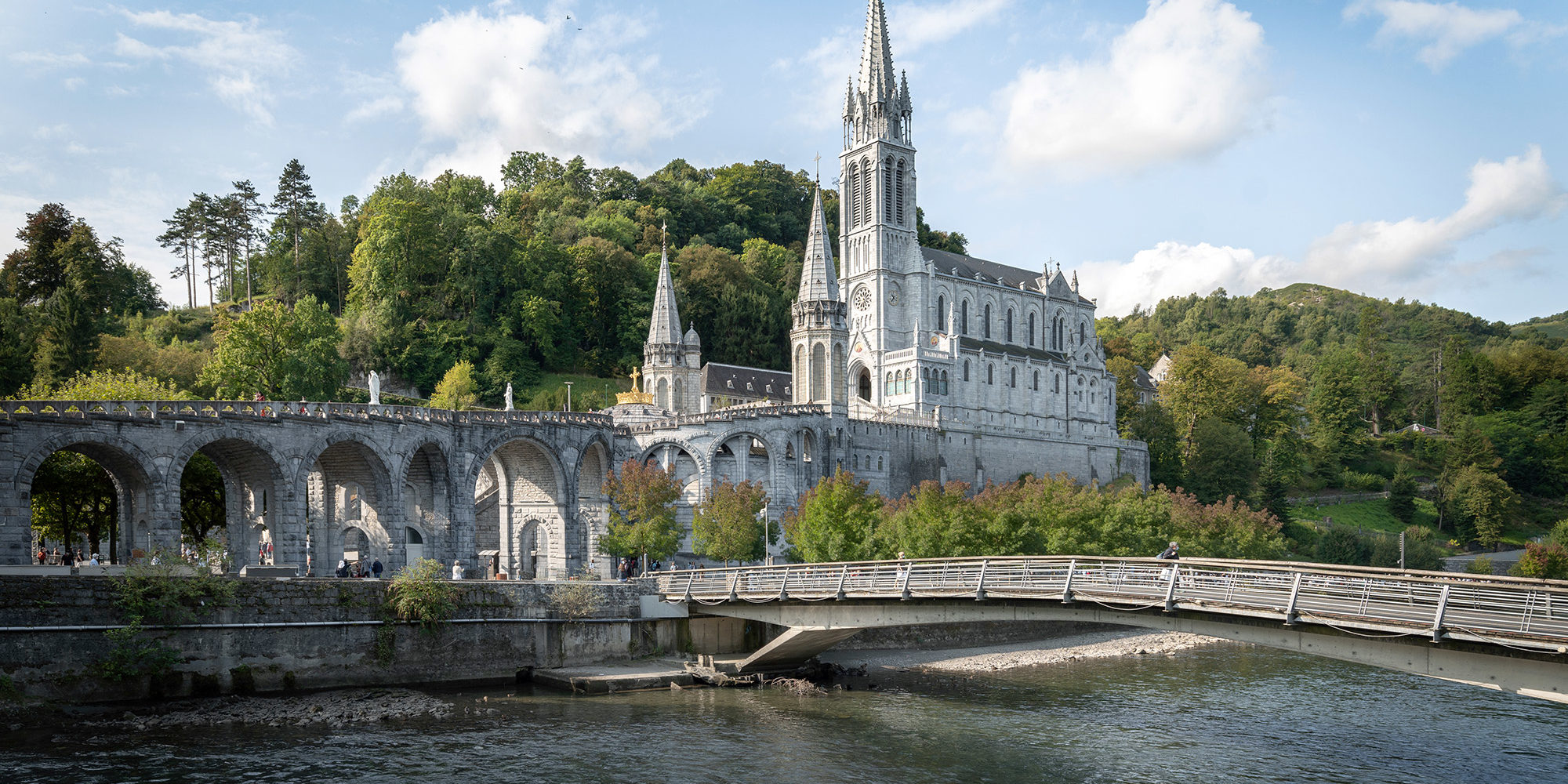 Lourdes-Sanctuaire-3-Basilique-Immaculee-Conception-0-Blog-Voyage-Trace-Ta-Route